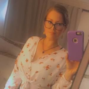 Meet your Posher, Jade